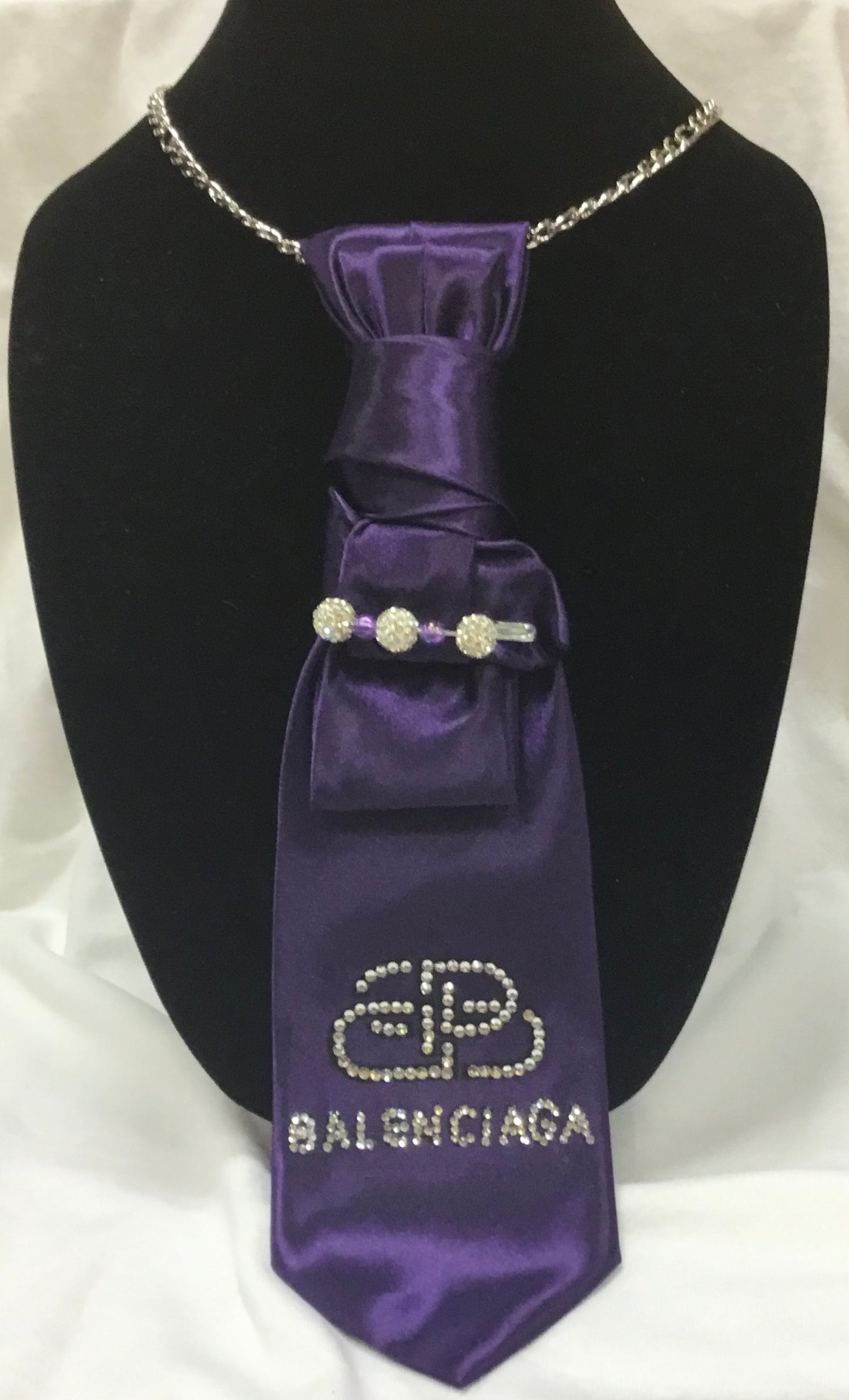 Customized ties