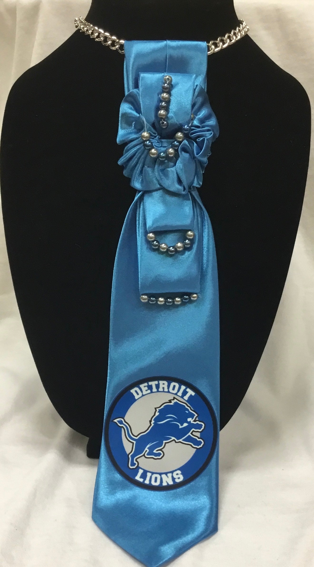 Customized ties